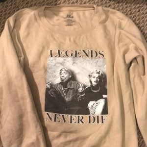 tupac & marilyn monroe legends never die creeneck